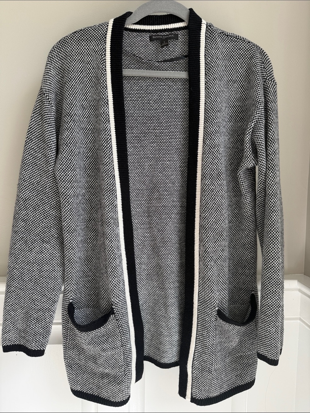 Banana Republic Black and White Open-Front Women's Cardigan